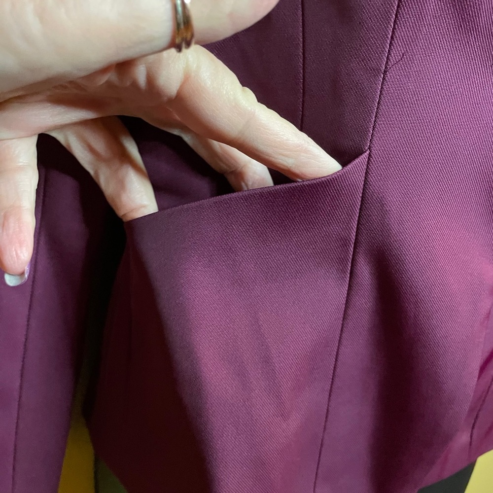 Fully Lined Vintage Jacket - Picture 3 of 10